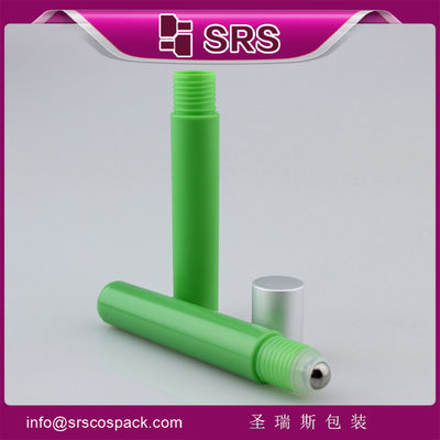ซื้อ ผู้จัดจําหน่ายจีน ยาพลาสติกต้านการฉีดฉีด ผงสีเขียวบนขวด ขวดน้ําหอม 5 มิลลิตร การผลิตออนไลน์