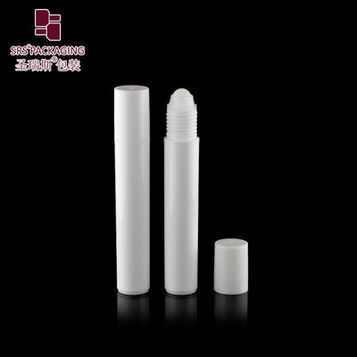 15ml Eco Friendly Matte Finish พลาสติกม้วนบนขวดในสีที่แตกต่างกันสําหรับน้ํามันอุดมและดูแลตา