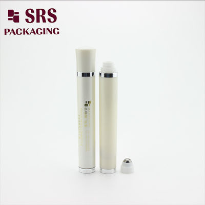 ไม่มีการรั่วไหล ครีมดวงตาความหรูสรรเสริญที่สั่น 10ML Roll บนขวด
