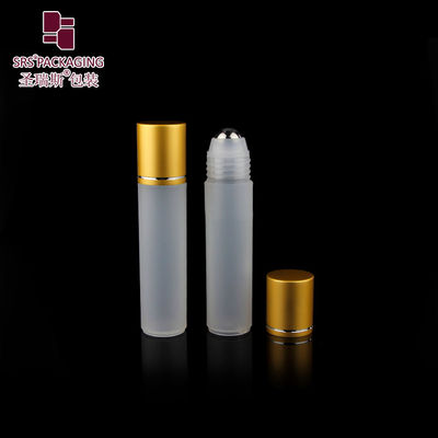 ตัวอย่างฟรี พลาสติกเปล่า 30ml deodorant roll บนขวดที่มีลูกกลองเหล็ก